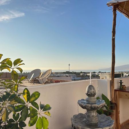 Bed and Breakfast Mana Surf Experience Tamraght Esterno foto